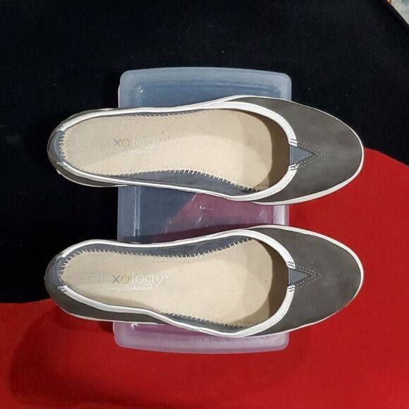 Tommy Bahama Genuine Leather Shoes in Grey Size 8 - Picture 3 of 14